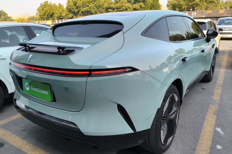 Avatr 11 2024 car image #7