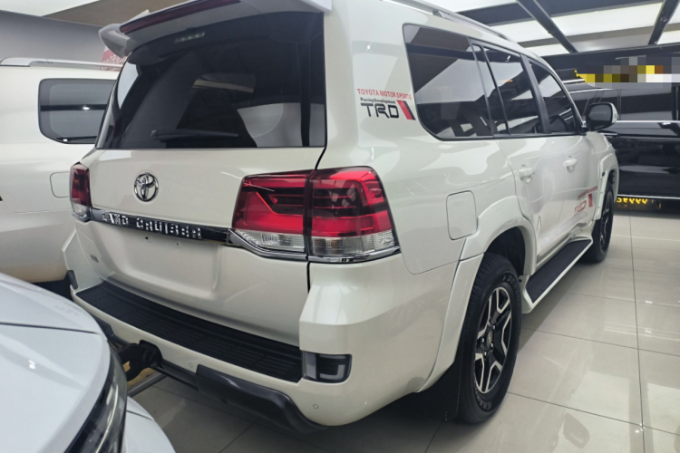 Toyota 2019 car image #7