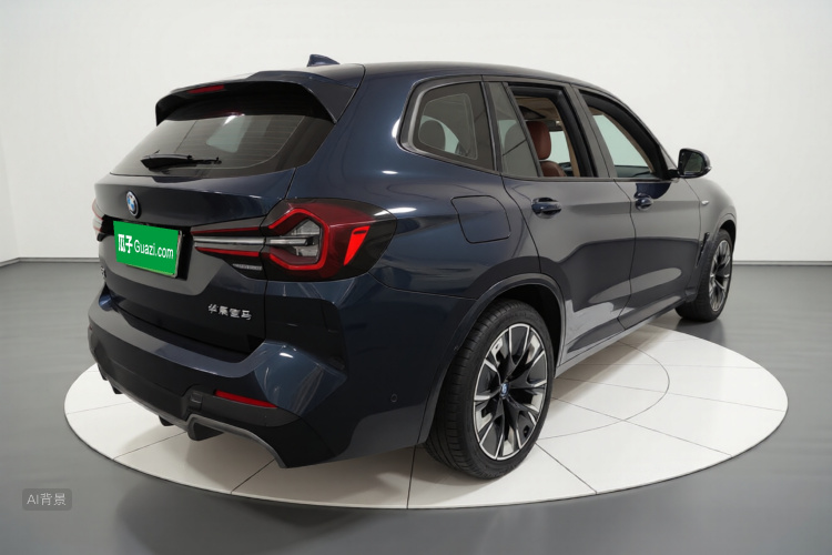 BMW iX3 2023 immagine di auto #7