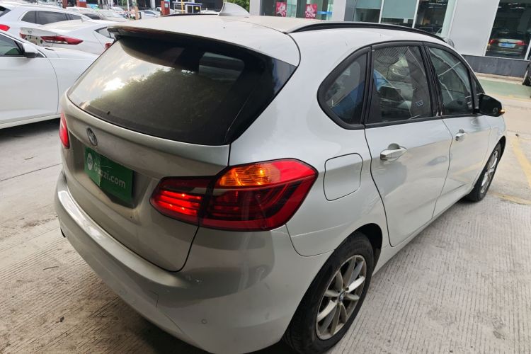 BMW 2 Series Tourer 2016 car image #7