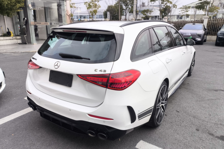 Mercedes-Benz C AMG 2023 #7 Mercedes-Benz C AMG 2023 صورة سيارة #7