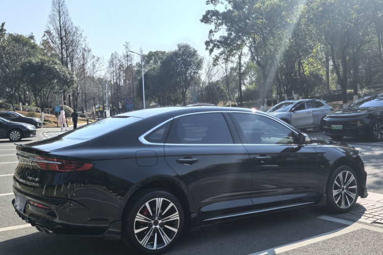 Preface 2025 immagine di auto #7