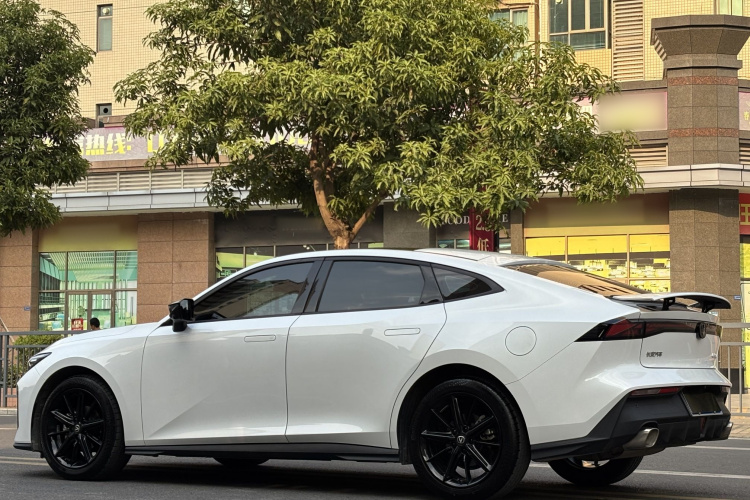 Changan UNI-V 2023 car image #7