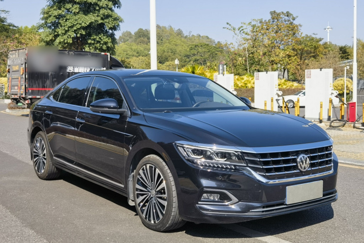 Volkswagen Passat 2019 #7 Volkswagen Passat 2019 car image #7