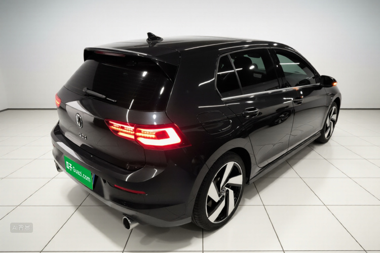 Volkswagen GolfGTI 2022 immagine di auto #7