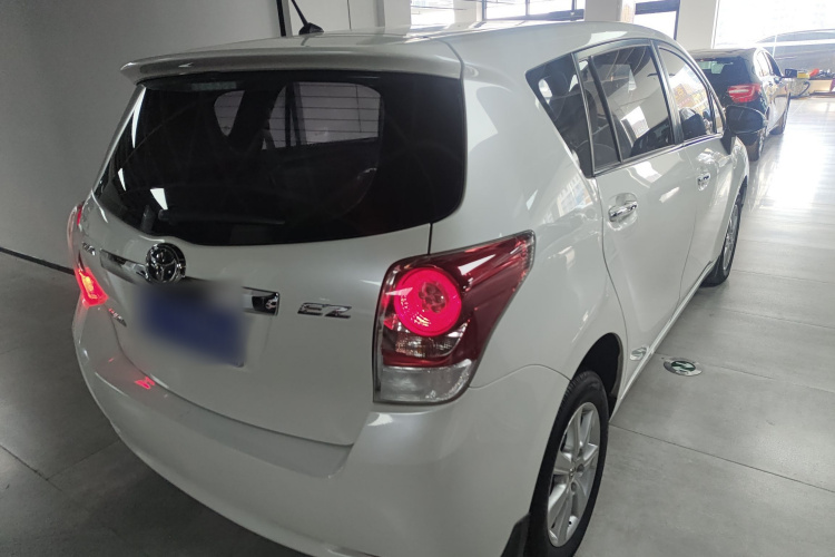 Toyota Verso 2015 car image #7