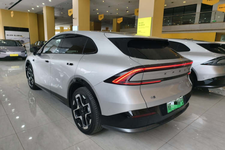 Xpeng G7 2025 #7 Xpeng G7 2025 car image #7