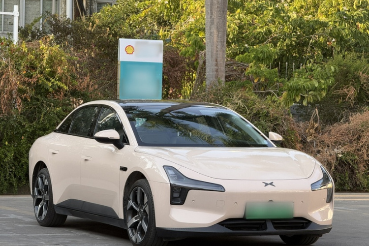 Xpeng 2025 car image #7