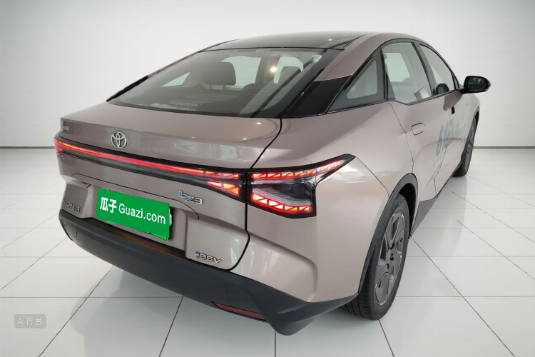 Toyota bZ3 2023 immagine di auto #7