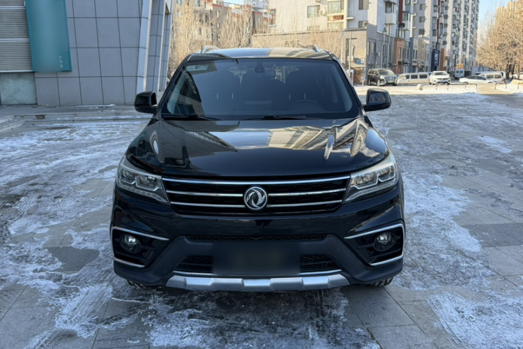 Forthing JOYEAR X5 2018 #7 Forthing JOYEAR X5 2018 car image #7