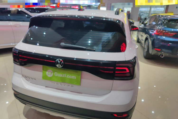 Volkswagen T-Cross 2023 car image #7