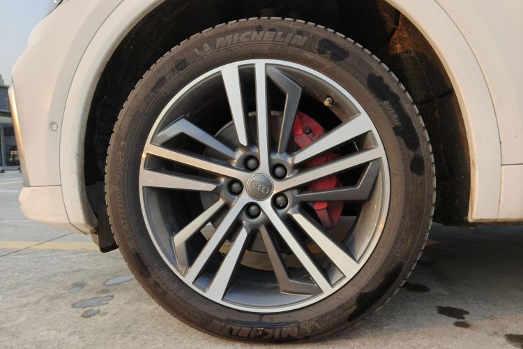 Audi Q5L Sportback 2021 #7 Audi Q5L Sportback 2021 immagine di auto #7