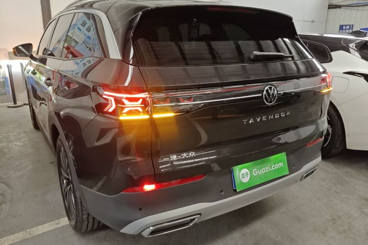 Volkswagen Tavendor 2025 immagine di auto #7