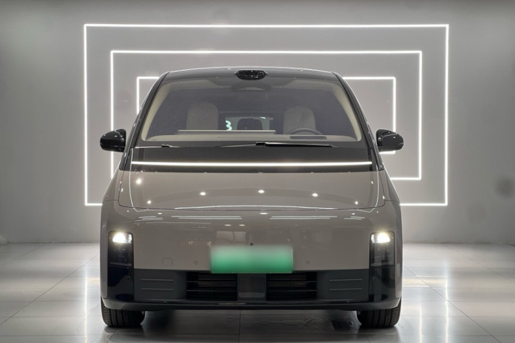 理想汽车 理想MEGA 2025 汽车图片 #7