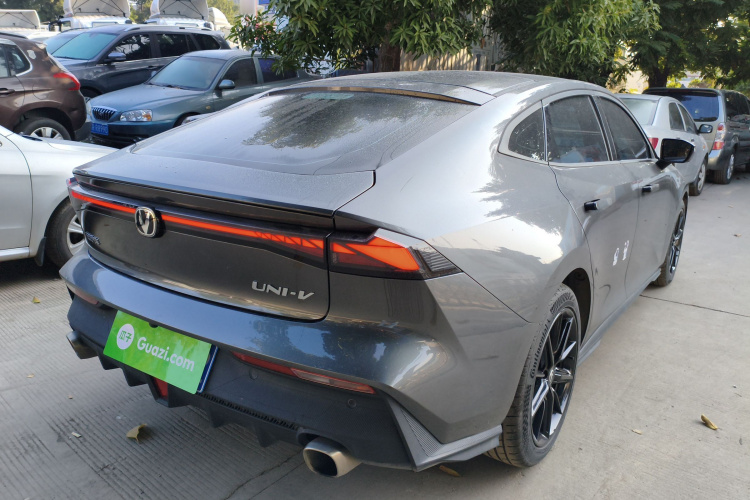 Changan UNI-V 2022 car image #7