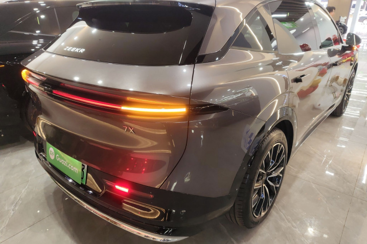 极氪 极氪7X 2025 汽车图片 #7