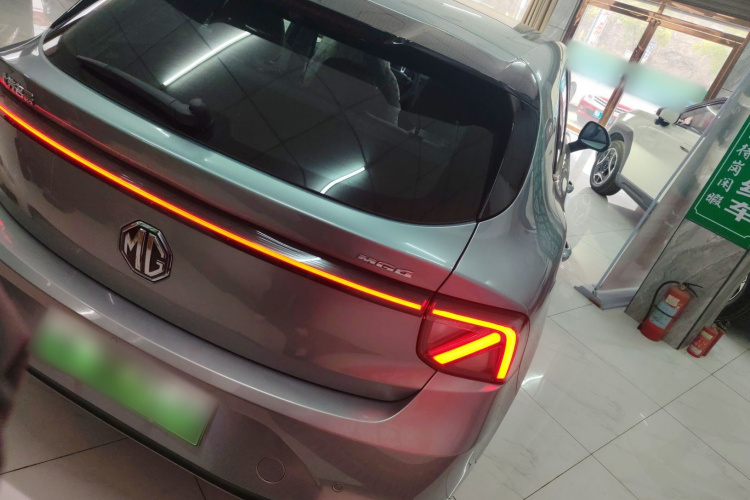 MG 4 EV 2025 immagine di auto #7