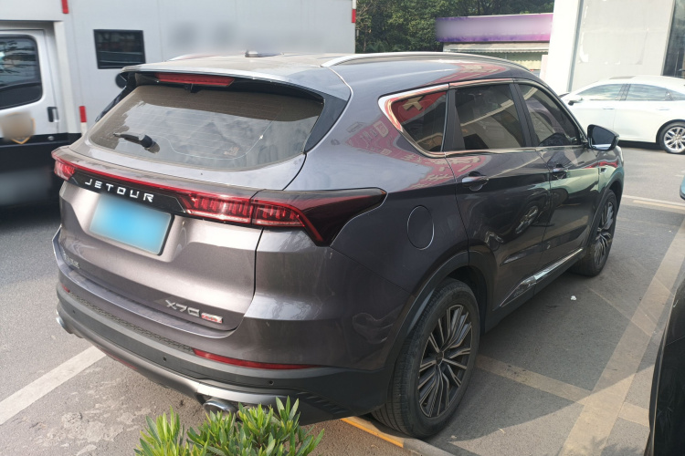 Jetour X70 PLUS 2023 car image #7