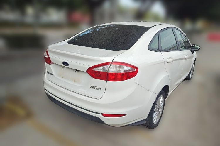 Ford Fiesta 2014 car image #7