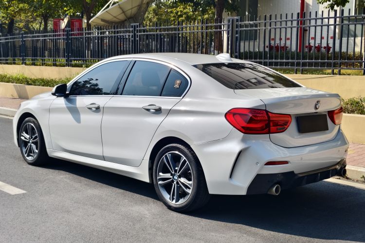 BMW 1 Series 2021 immagine di auto #7