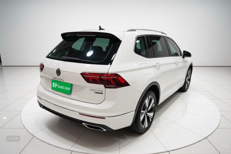 Volkswagen Tiguan L 2023 #7 Volkswagen Tiguan L 2023 car image #7