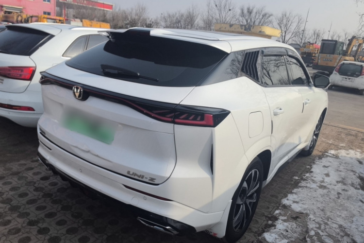 Changan UNI-Z PHEV 2024 car image #7
