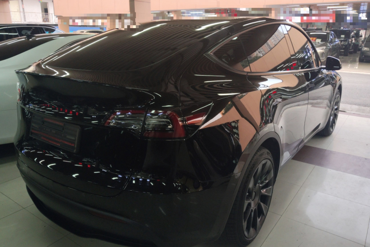 Tesla Model Y 2021 #7 Tesla Model Y 2021 car image #7