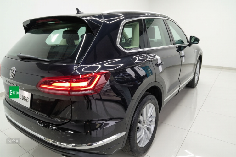 Volkswagen Touareg 2020 car image #7