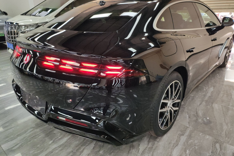 Denza Z9 2024 car image #7