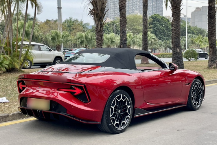 MG Cyberster 2023 car image #7