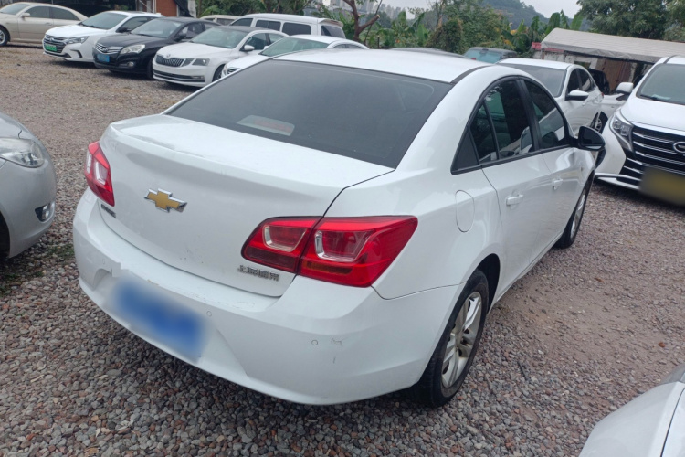 Chevrolet Cruze 2015 immagine di auto #7