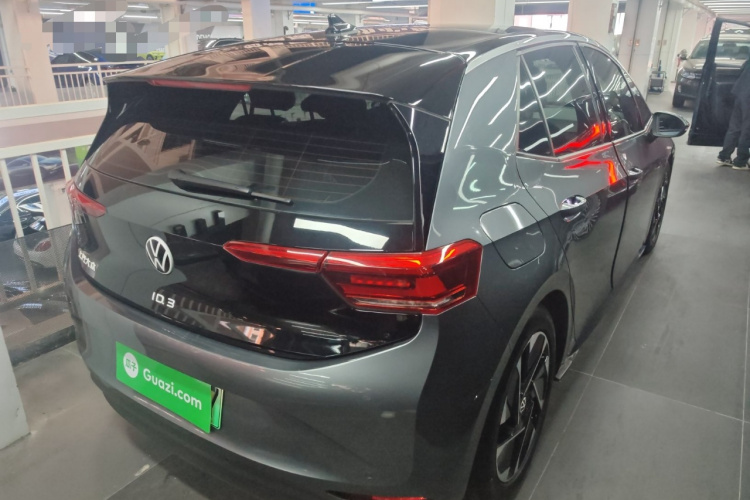 Volkswagen ID.3 2022 immagine di auto #7