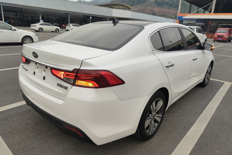 Kia K5 2017 изображение автомобиля #7