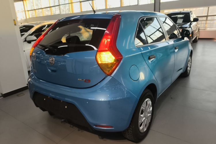 MG 3 2015 car image #7