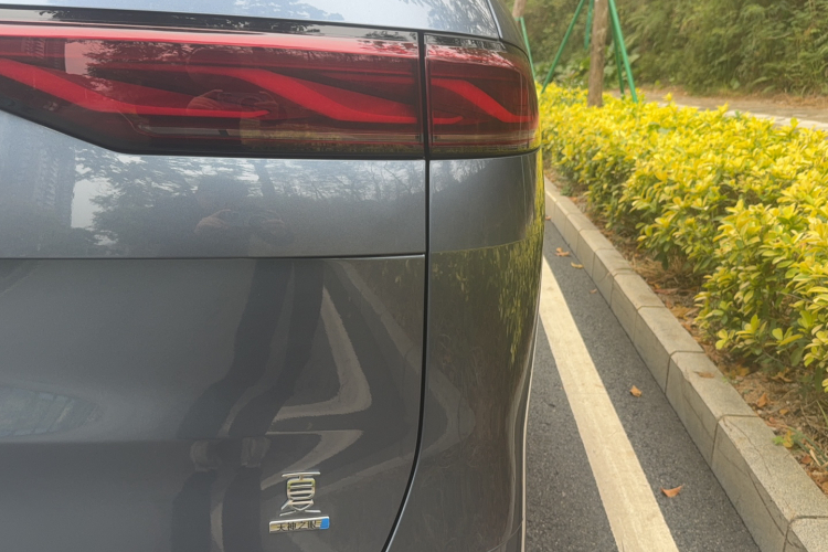 BYD Xia 2025 imagen de coche #7