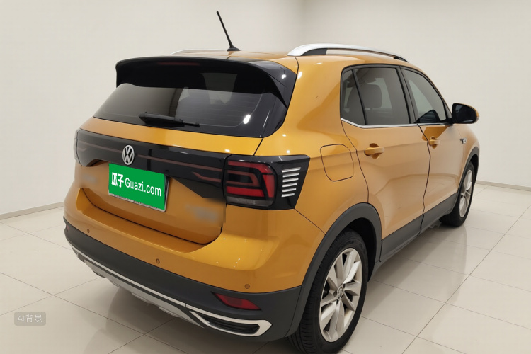 Volkswagen T-Cross 2019 #7 Volkswagen T-Cross 2019 car image #7