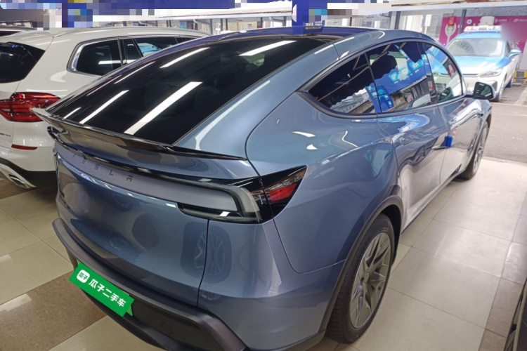 特斯拉 Model Y L 2025 汽车图片 #7