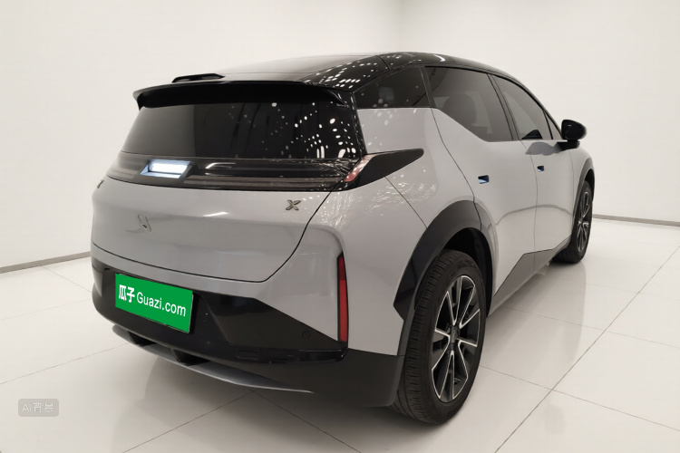 Zeekr X 2023 car image #7