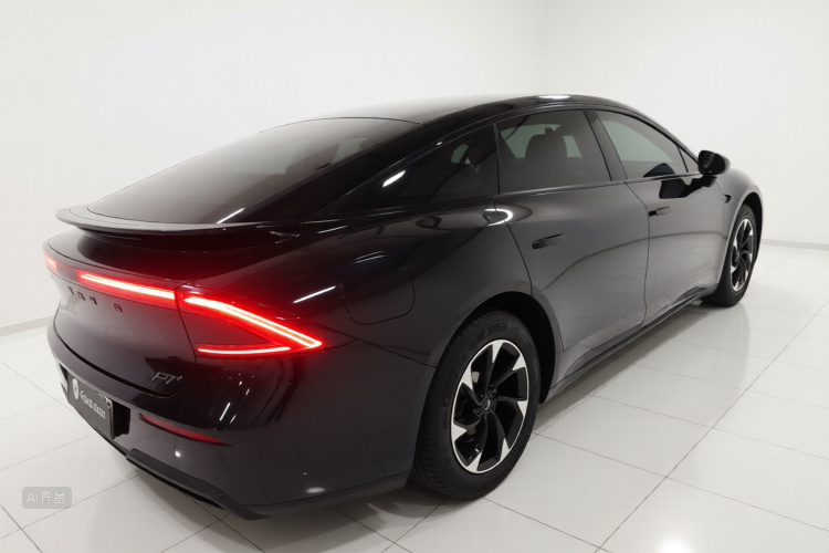 Xpeng P7+ 2024 car image #7