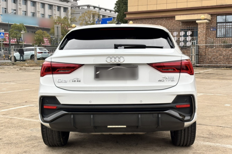 Audi Q3 Sportback 2022 #7 Audi Q3 Sportback 2022 car image #7