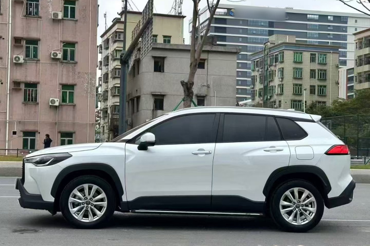 Corolla Cross 2024 car image #7