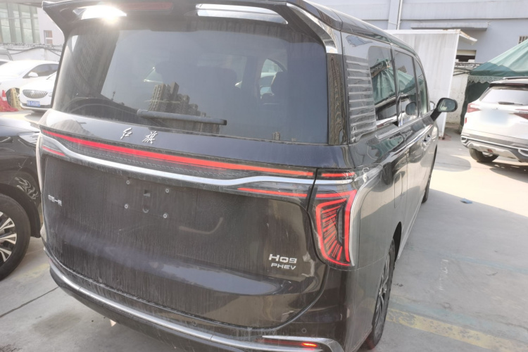 HongQi HQ9 PHEV 2024 #7 HongQi HQ9 PHEV 2024 car image #7