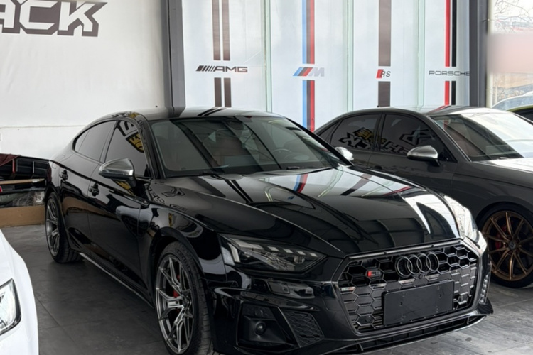 Audi S5 2023 car image #7