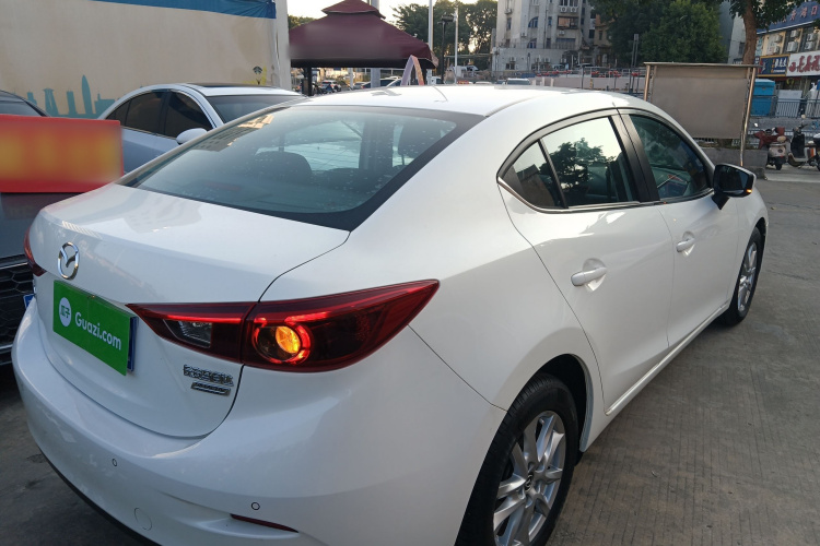 Mazda 3 Axela 2018 imagem de carro #7