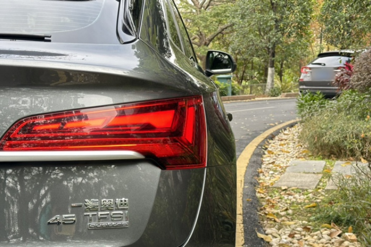Audi Q5L Sportback 2021 car image #7
