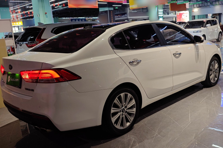 起亚 起亚K4 2017 汽车图片 #7