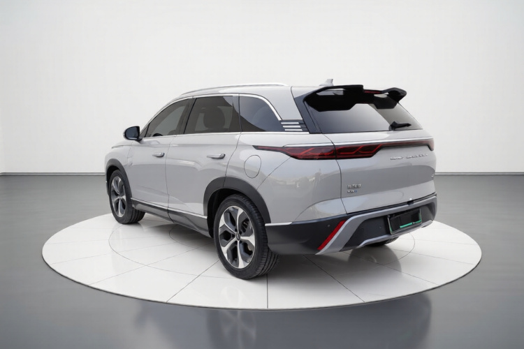 BYD Frigate 07 2024 #7 BYD Frigate 07 2024 car image #7