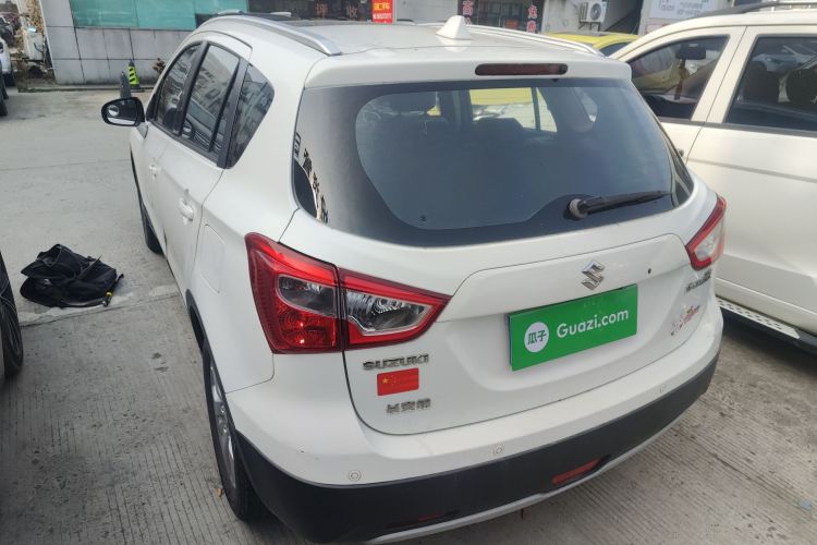 Suzuki S-Cross 2014 immagine di auto #7