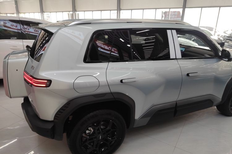 FangChengBao Tiger 3 2025 car image #7