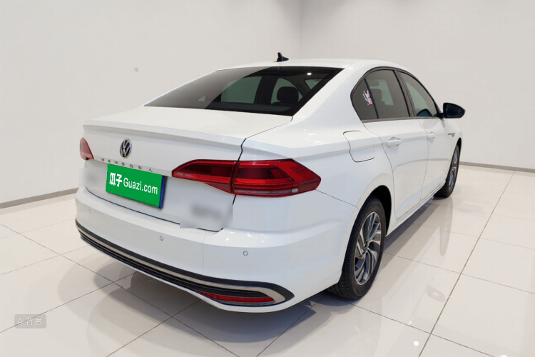 Volkswagen Bora 2025 imagem de carro #7